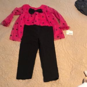 Adorable pink with black polka dots and bow . 2 piece new